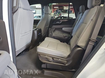 2025 GMC Yukon Elevation 4SA - miniatura 13