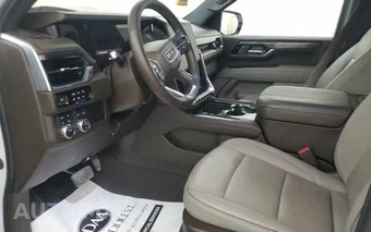 2025 GMC Yukon Elevation 4SA - miniatura 11