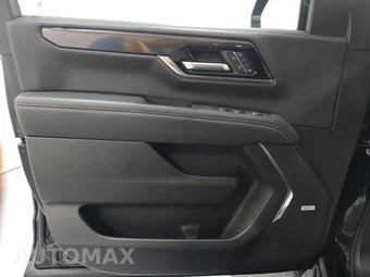 2025 GMC Yukon Elevation 4SA - miniatura 9