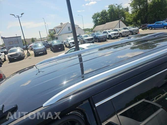2025 GMC Yukon Elevation 4SA - miniatura 12