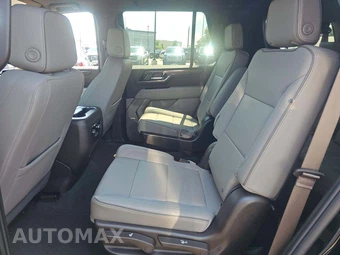 2025 GMC Yukon Elevation 4SA - miniatura 13