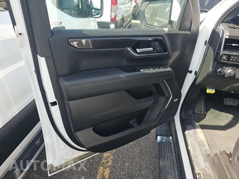 2025 GMC Yukon Elevation 4SA - miniatura 9