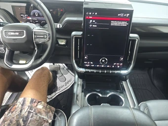 2025 GMC Yukon Elevation 4SA - miniatura 11