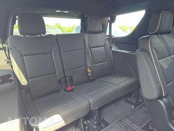 2025 GMC Yukon Elevation 4SA - miniatura 14
