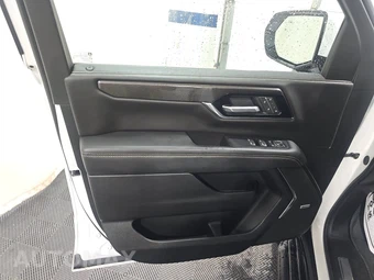 2025 GMC Yukon Elevation 4SA - miniatura 9