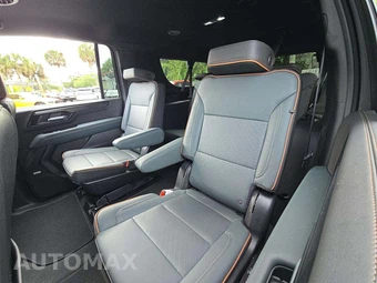 2025 GMC Yukon XL AT4 4SB - miniatura 13