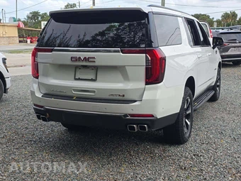 2025 GMC Yukon XL AT4 4SB - miniatura 3