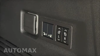 2025 GMC Yukon XL AT4 Ultimate 4SG - miniatura 9