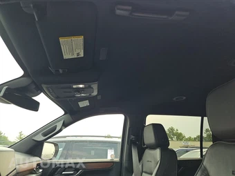 2025 GMC Yukon XL Denali 5SA - miniatura 17