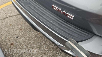 2025 GMC Yukon XL Denali 5SA - miniatura 27