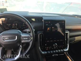 2025 GMC Yukon XL Denali 5SA - miniatura 11