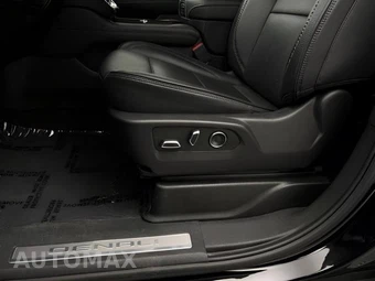 2025 GMC Yukon XL Denali 5SA - miniatura 8