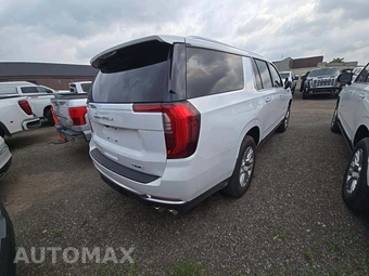 2025 GMC Yukon XL Denali 5SA - miniatura 3