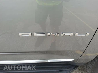 2025 GMC Yukon XL Denali 5SA - miniatura 23