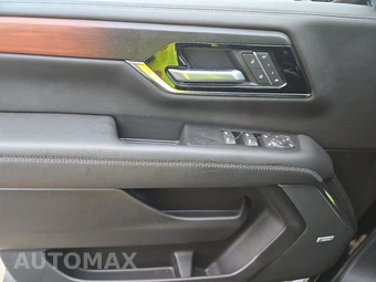 2025 GMC Yukon XL Denali 5SA - miniatura 9
