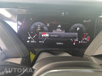 2025 GMC Yukon XL Denali 5SA - miniatura 12