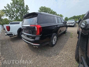 2025 GMC Yukon XL Denali 5SA - miniatura 3