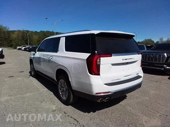 2025 GMC Yukon XL Denali 5SA - miniatura 2