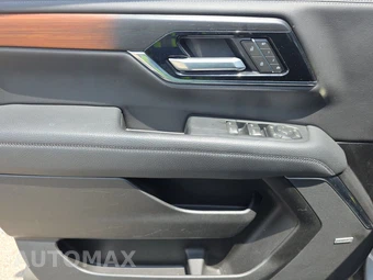 2025 GMC Yukon XL Denali 5SA - miniatura 9