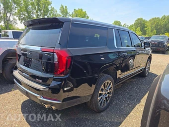 2025 GMC Yukon XL Denali 5SA - miniatura 3