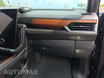 2025 GMC Yukon XL Denali 5SA - miniatura 17