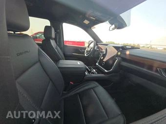 2025 GMC Yukon XL Denali 5SA - miniatura 8