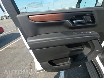 2025 GMC Yukon XL Denali 5SA - miniatura 9