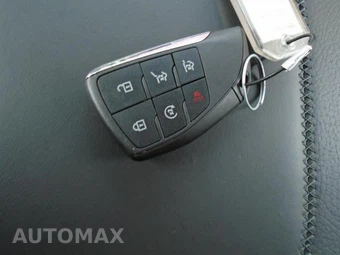 2025 GMC Yukon XL Denali 5SA - miniatura 10