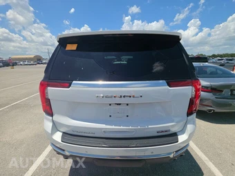 2025 GMC Yukon XL Denali 5SA - miniatura 5