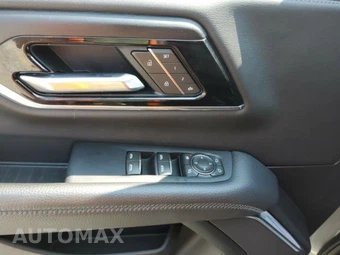 2025 GMC Yukon XL Denali 5SA - miniatura 12