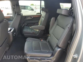 2025 GMC Yukon XL Denali 5SA - miniatura 9