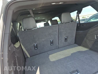 2025 GMC Yukon XL Denali 5SA - miniatura 17