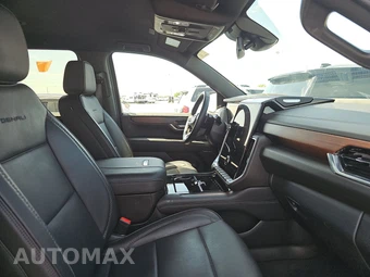 2025 GMC Yukon XL Denali 5SA - miniatura 8