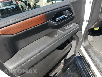 2025 GMC Yukon XL Denali 5SA - miniatura 9