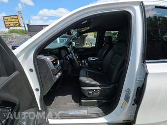 2025 GMC Yukon XL Denali 5SA - miniatura 3