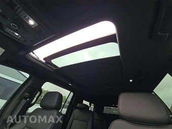 2025 GMC Yukon XL Denali 5SA - miniatura 11