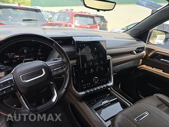 2025 GMC Yukon XL Denali Ultimate 5SB - miniatura 11