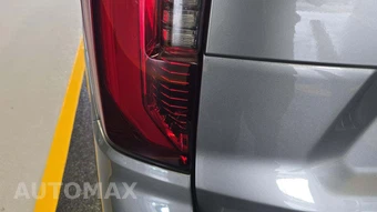2025 GMC Yukon XL Denali Ultimate 5SB - miniatura 24
