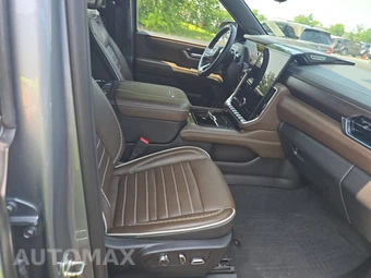 2025 GMC Yukon XL Denali Ultimate 5SB - miniatura 8