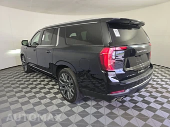 2025 GMC Yukon XL Denali Ultimate 5SB - miniatura 6