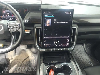 2025 GMC Yukon XL Elevation 4SA - miniatura 11