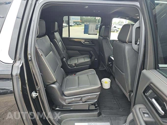 2025 GMC Yukon XL Elevation 4SA - miniatura 17
