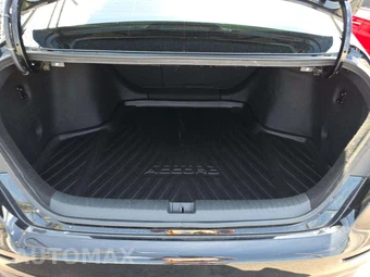 2025 Honda Accord Hybrid Sport - miniatura 14