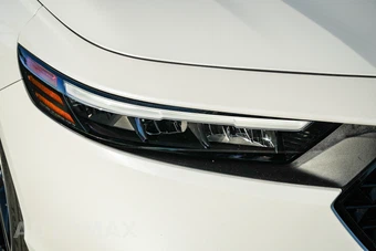 2025 Honda Accord Hybrid Sport - miniatura 8