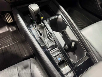 2025 Honda Accord Hybrid Sport-L - miniatura 11