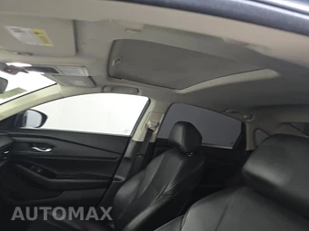 2025 Honda Accord Hybrid Touring - miniatura 17