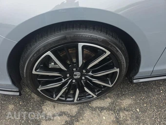2025 Honda Accord Hybrid Touring - miniatura 8