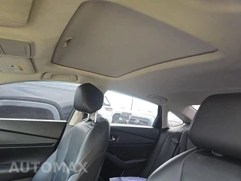 2025 Honda Accord Hybrid Touring - miniatura 18