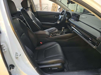 2025 Honda Accord Hybrid Touring - miniatura 15