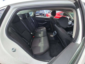 2025 Honda Accord Sedan LX - miniatura 16